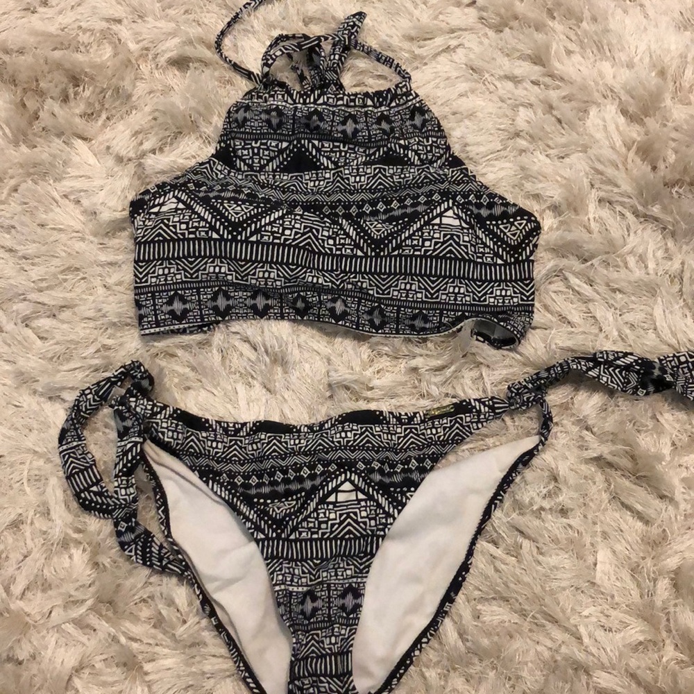 halter top bikini